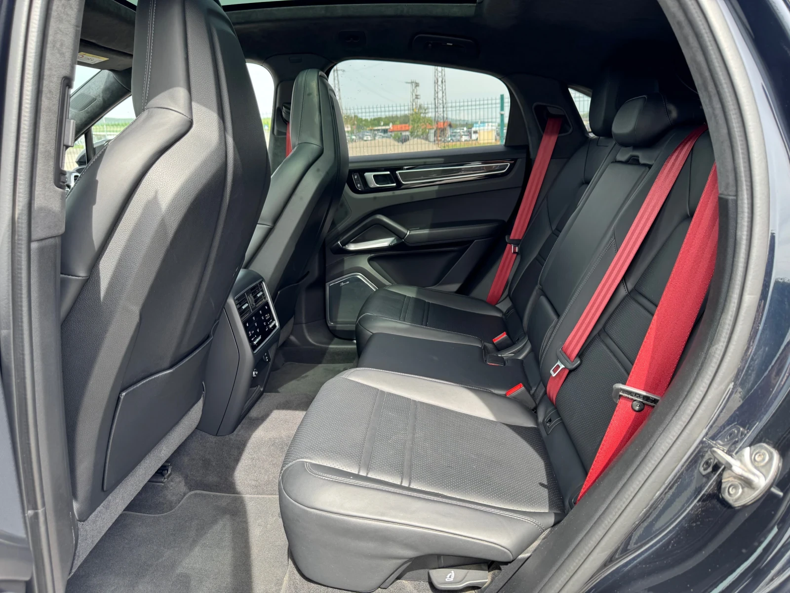 Porsche Cayenne Turbo S* E Hybrid*  | Mobile.bg   13