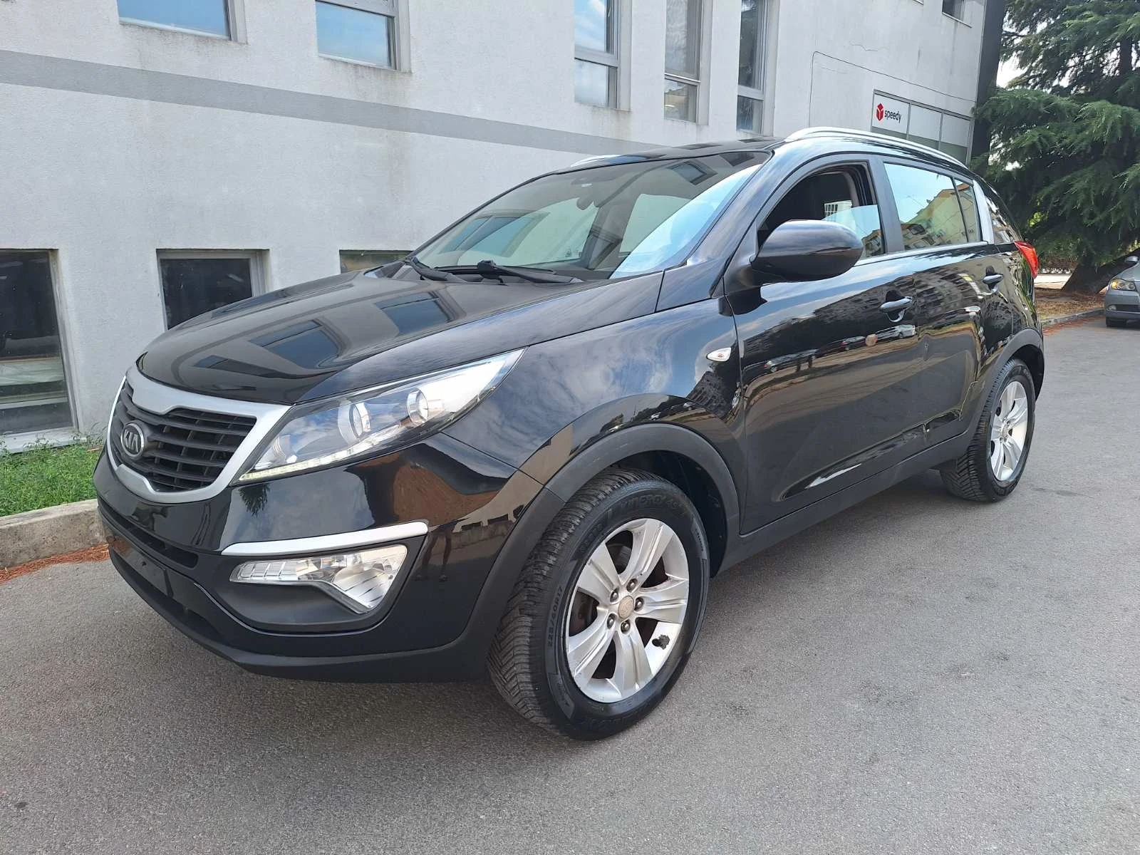 Kia Sportage 1.7 CRDi - изображение 3
