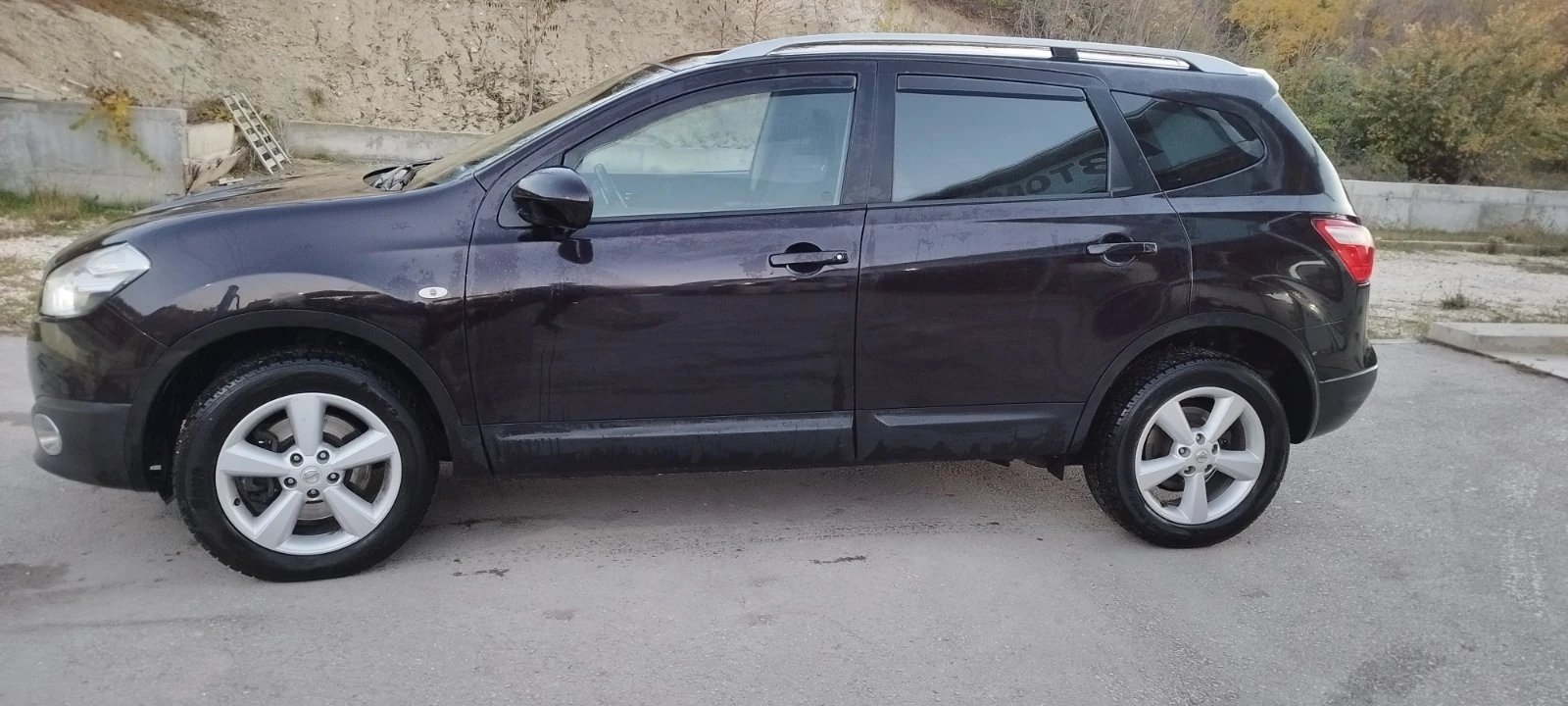 Nissan Qashqai SUV, снимка 6 - Автомобили и джипове - 52450029