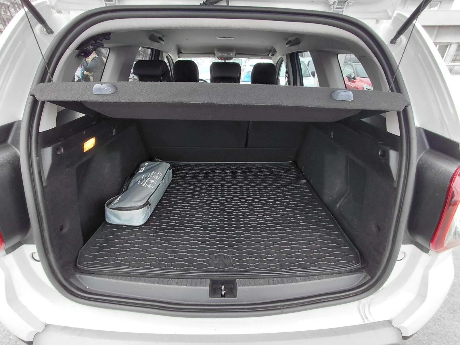 Dacia Duster 1.5 dCi/115�.�/4x4 | Mobile.bg � ����������� 17