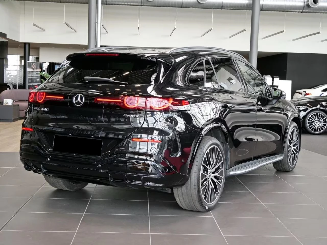 Mercedes-Benz GLC 400 AMG 4M EQ Night pack, снимка 3 - Автомобили и джипове - 54111900