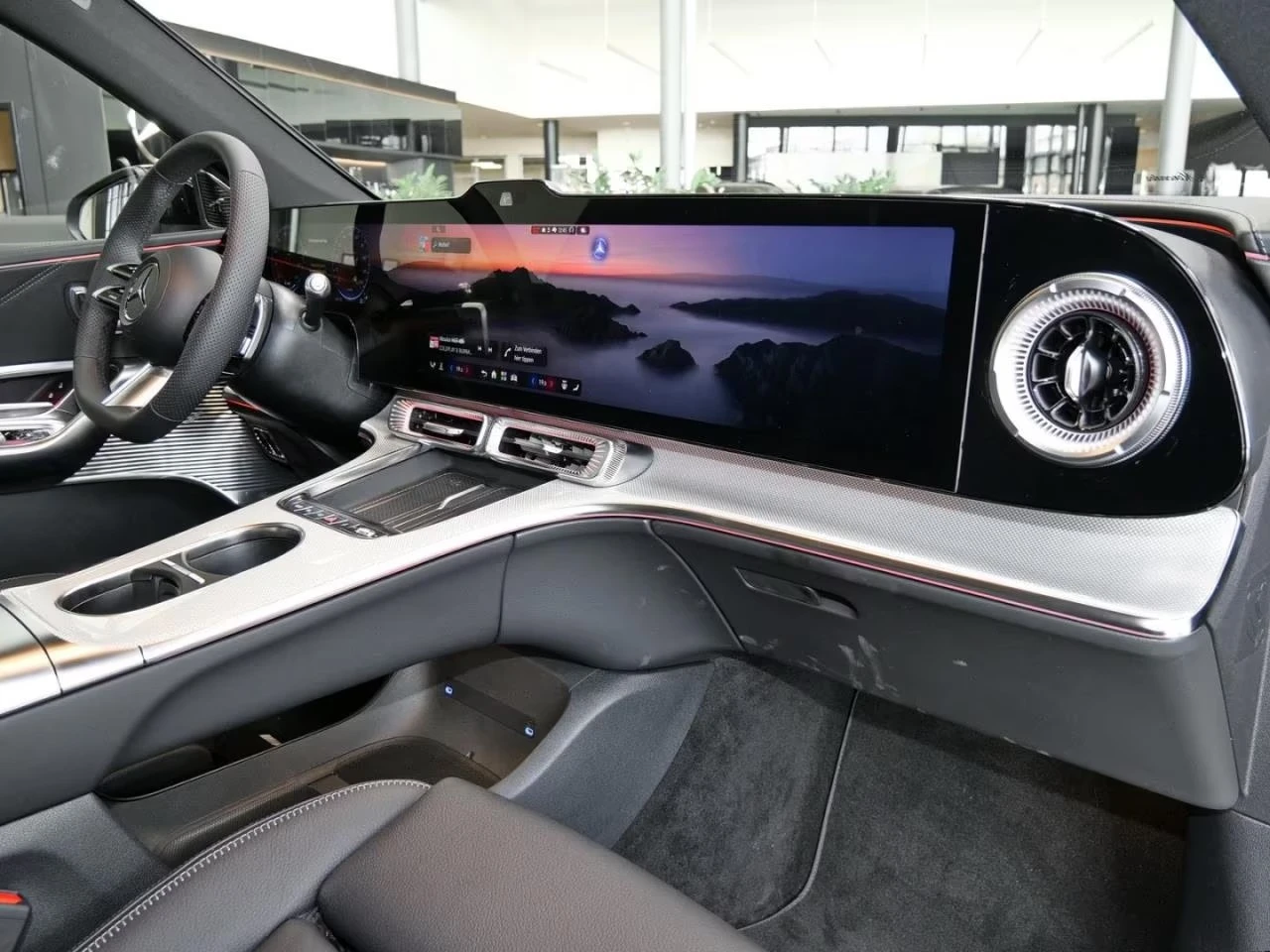 Mercedes-Benz GLC 400 AMG 4M EQ Night pack, снимка 4 - Автомобили и джипове - 54111900