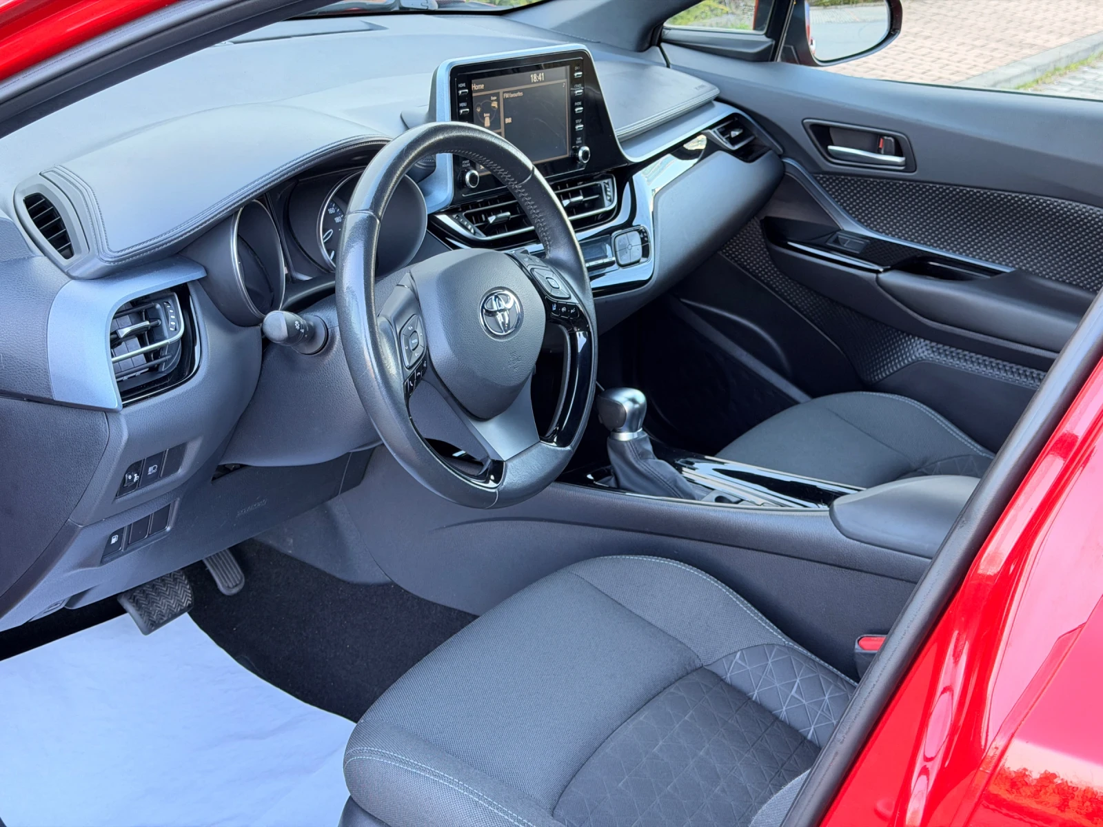 Toyota C-HR Facelift-КЕYLESS-LED-КАМЕРА-ПОДГРЕВ-147Х.КМ-TОППП!, снимка 10 - Автомобили и джипове - 54151376