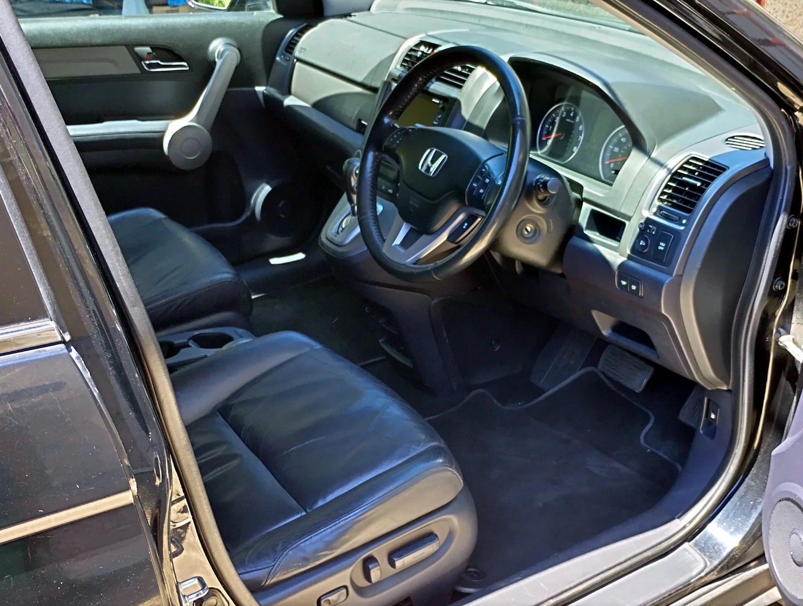 Honda Cr-v 2.0 Бензин Автоматик, снимка 8 - Автомобили и джипове - 54903266