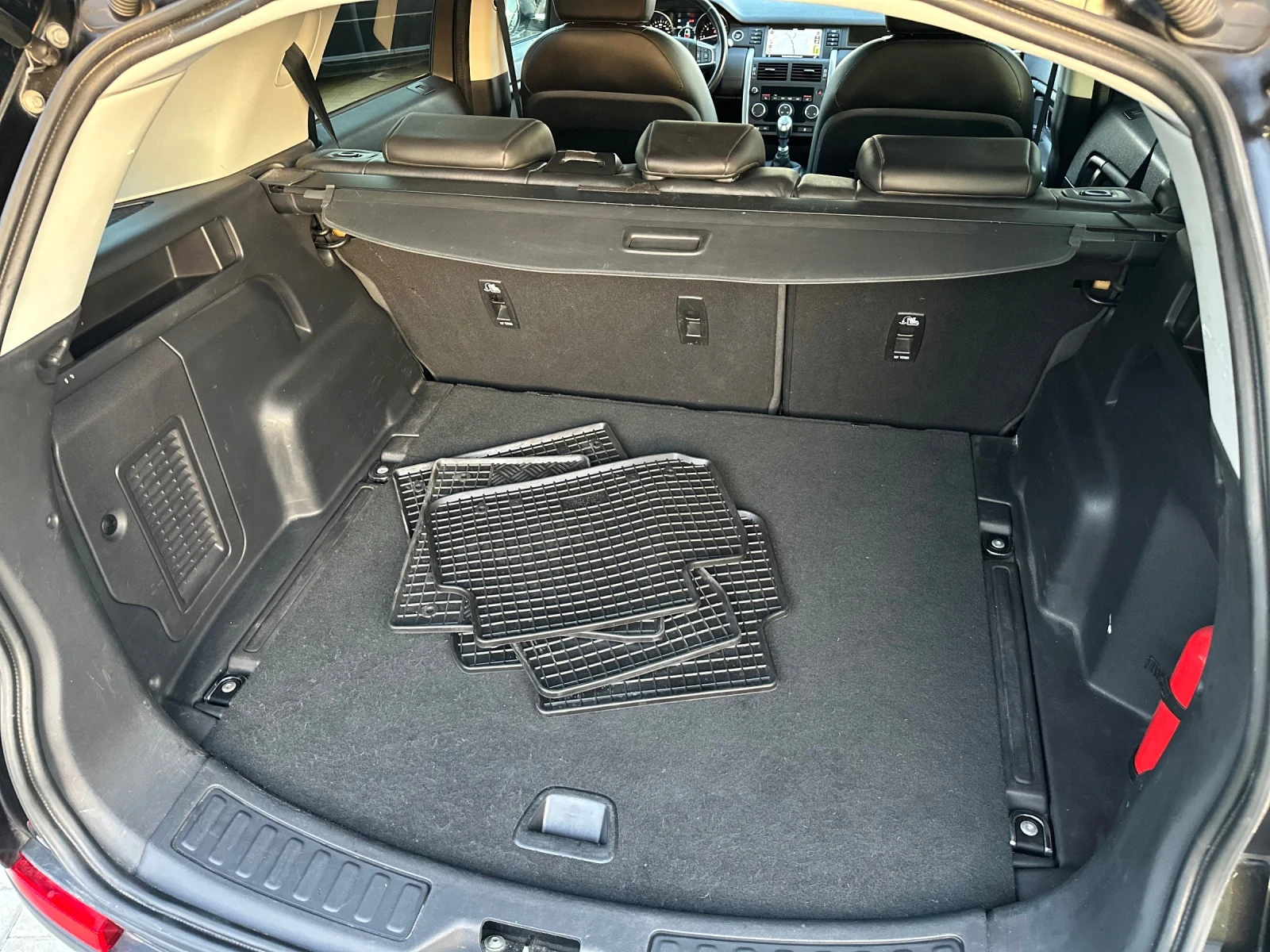 Land Rover Discovery Sport 4x4, снимка 15 - Автомобили и джипове - 55073277