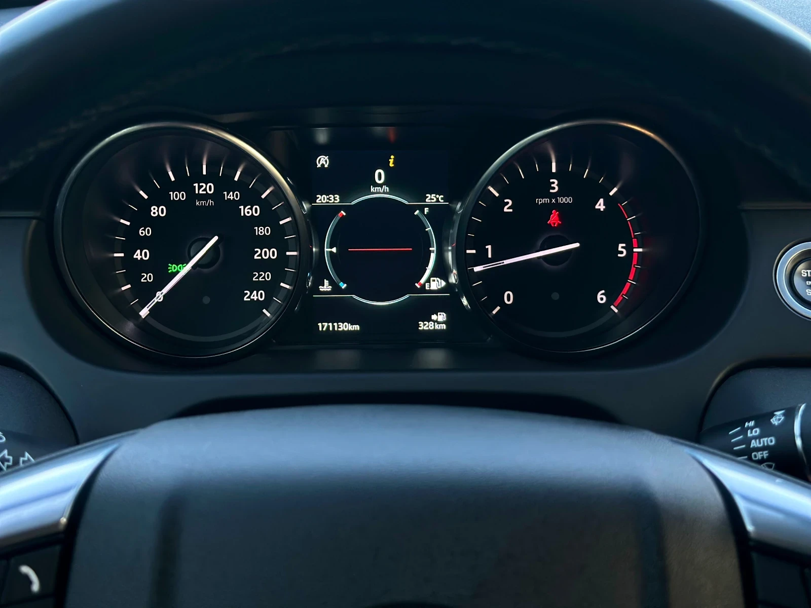 Land Rover Discovery Sport 4x4, снимка 16 - Автомобили и джипове - 55073277