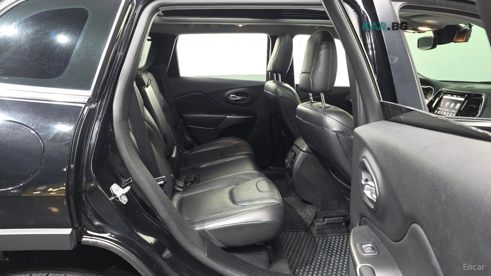 Jeep Cherokee 2.4* AWD* LIMITED* ПОДГРЕВ* ОБДУХВАНЕ* ПАНОРАМА* , снимка 12 - Автомобили и джипове - 55298996