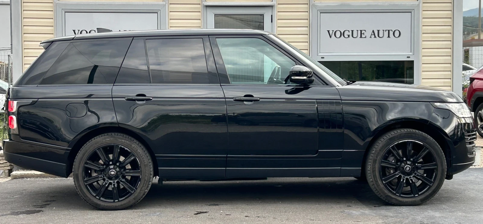 Land Rover Range rover P400e PlugIn Hybrid, снимка 4 - Автомобили и джипове - 55305552