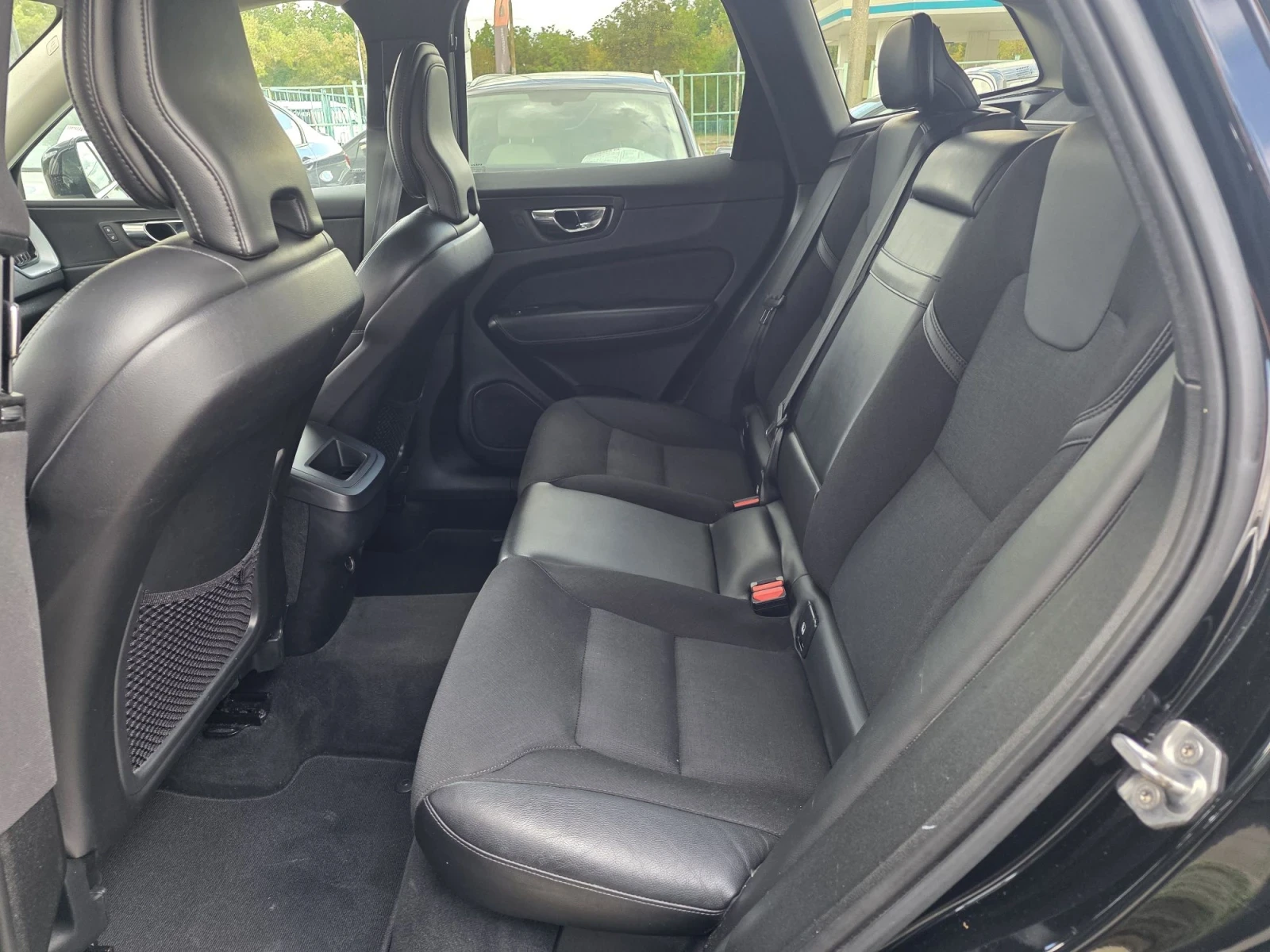 Volvo XC60, снимка 11 - Автомобили и джипове - 56181155