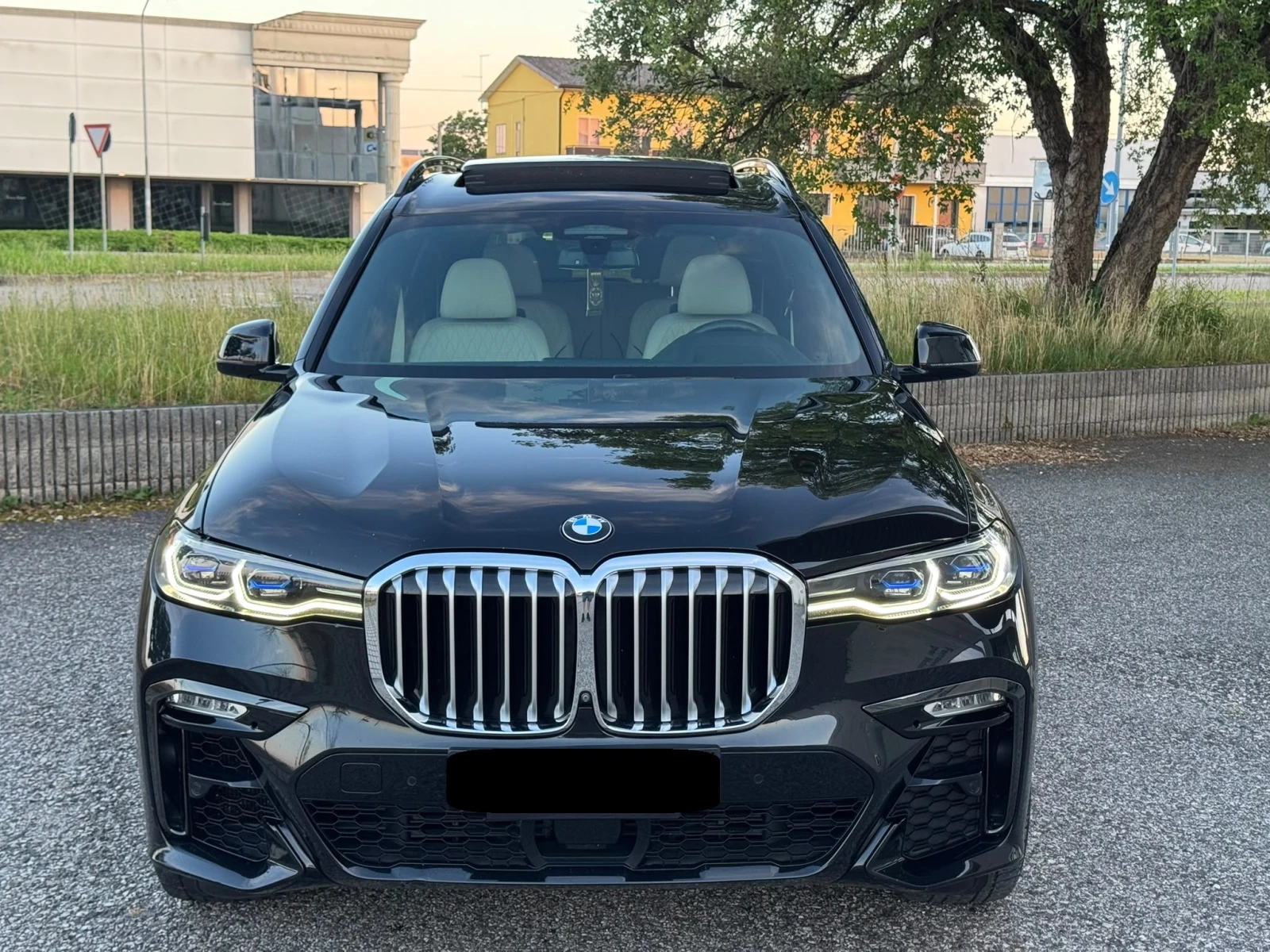 BMW X7 3.0d xDrive M-Pack, снимка 5 - Автомобили и джипове - 56198702