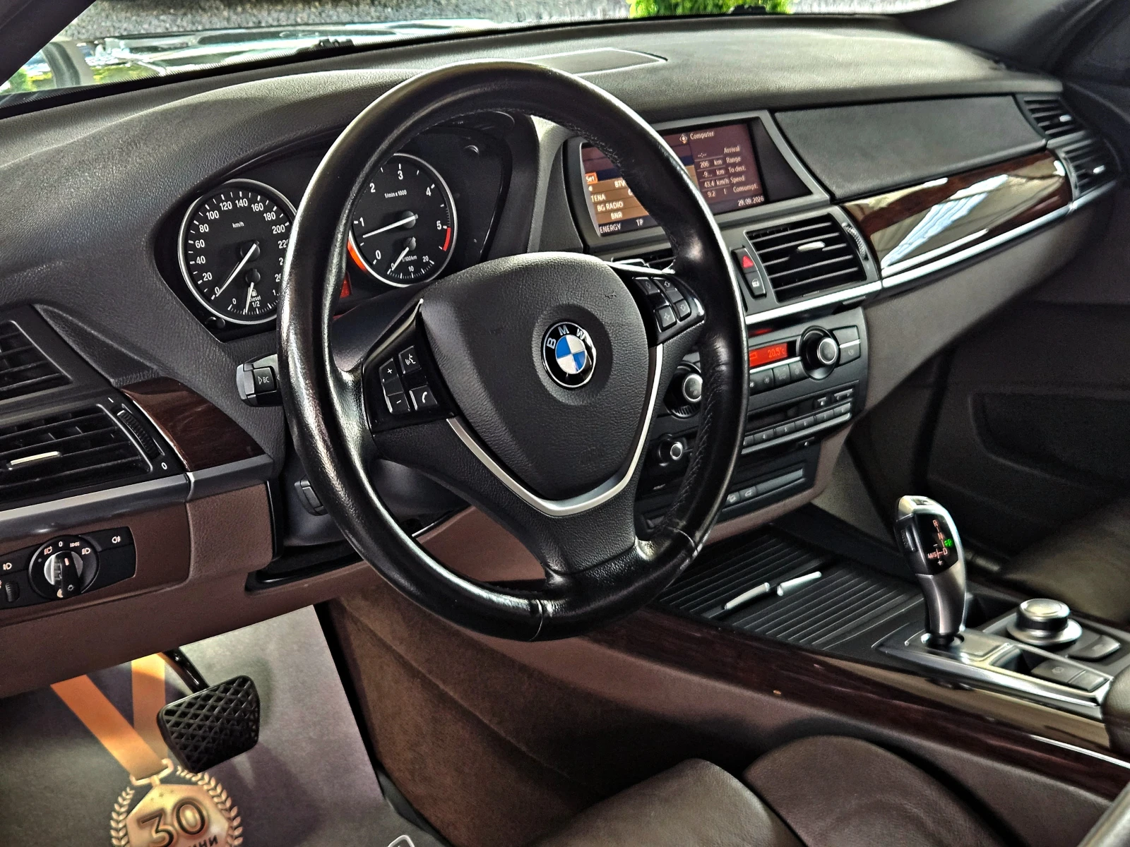 BMW X5 M/3.0XD/MEMORY/ПЕЧКА/AUTO HOLD/RECARO, снимка 11 - Автомобили и джипове - 56272293