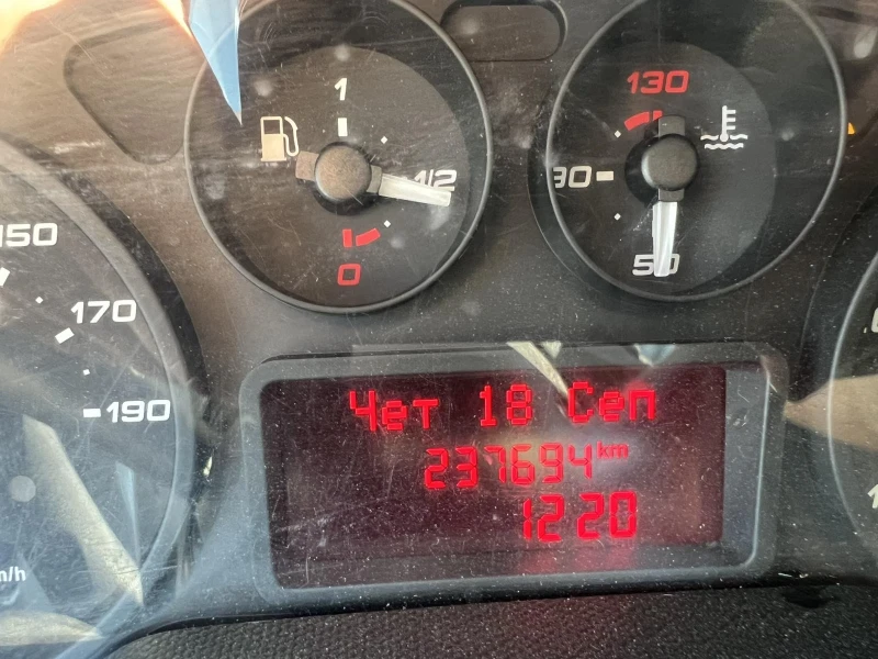 Iveco Daily, снимка 8 - Бусове и автобуси - 52664336