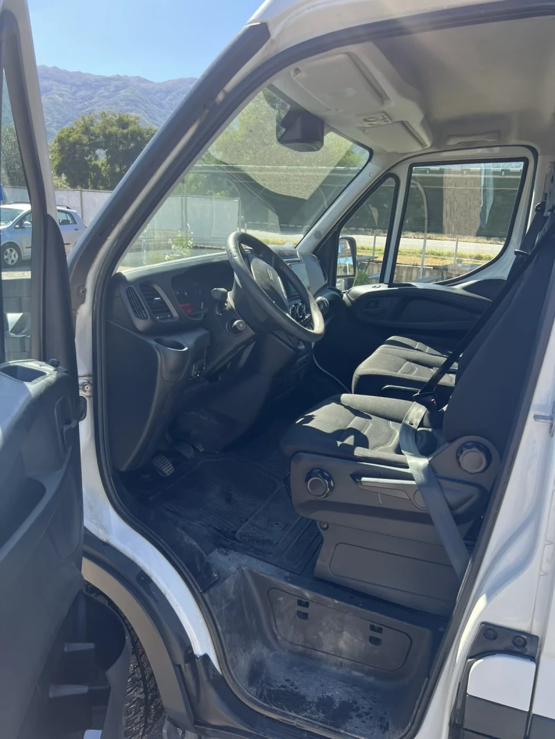 Iveco Daily, снимка 7 - Бусове и автобуси - 52664336