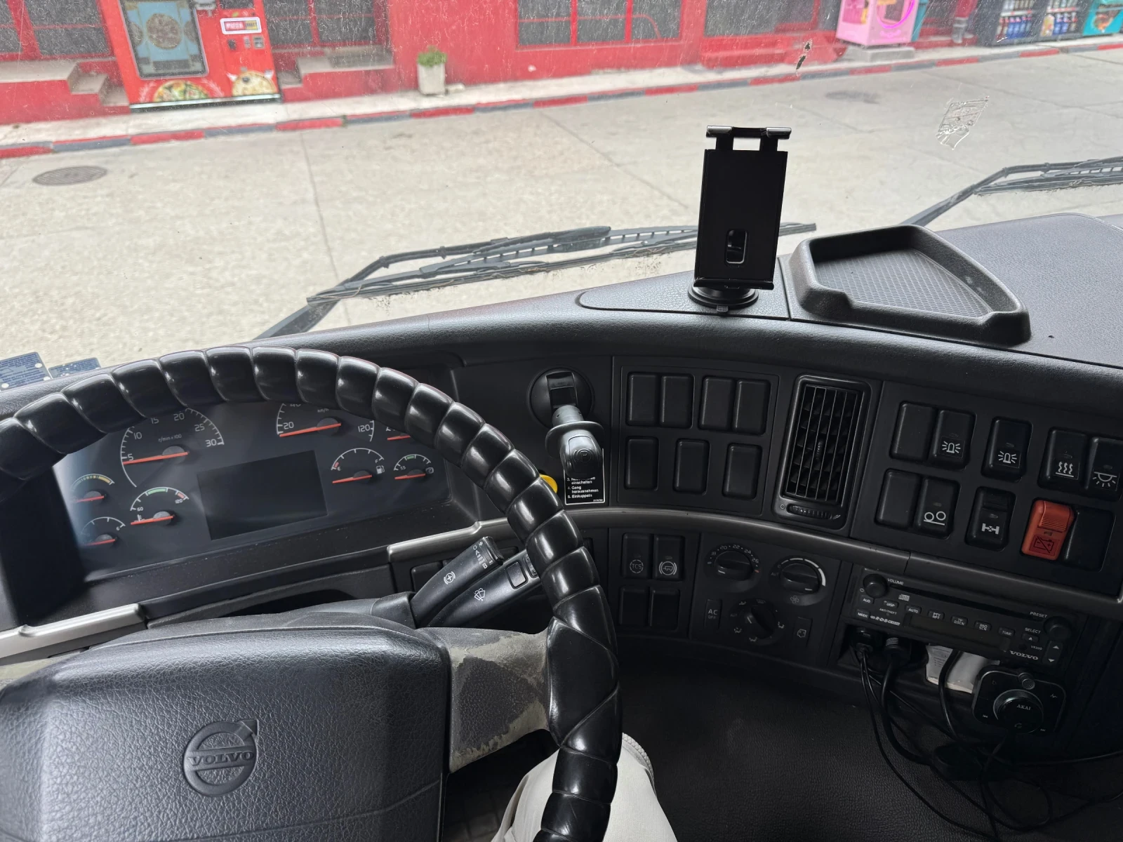 Volvo Fm  - изображение 10