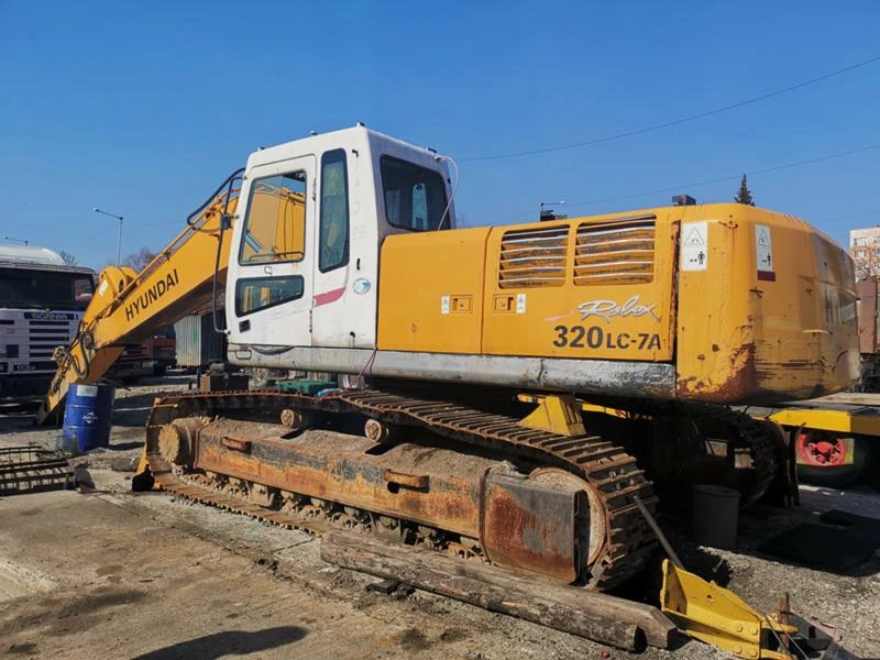 Багер Hyundai ROBEX 320LC-7A, снимка 1 - Индустриална техника - 26548861