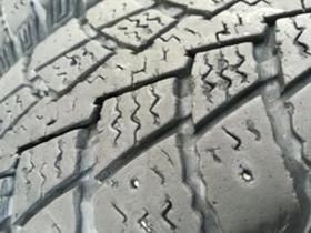 Гуми Зимни 205/80R16, снимка 5