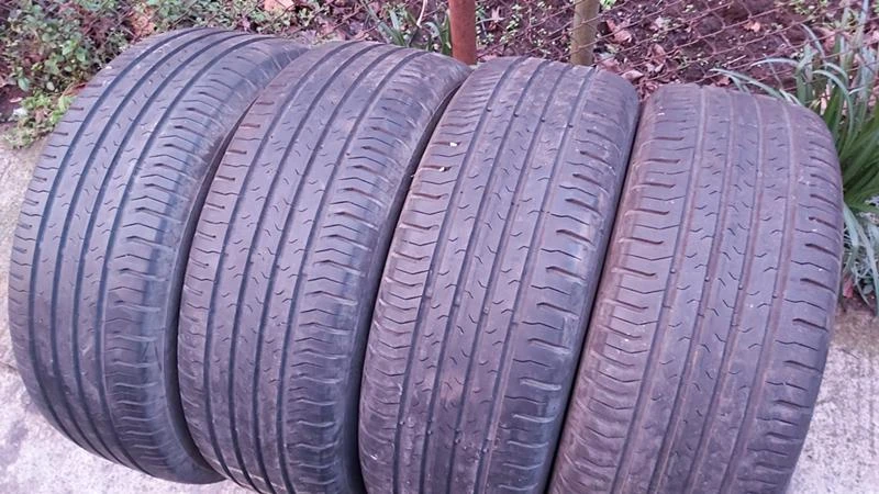 Гуми Летни 215/60R16, снимка 1 - Гуми и джанти - 27520918