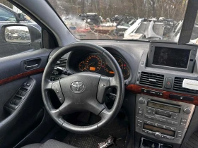 Toyota Avensis 2.2 D-Cat 177к.с 2005г НА ЧАСТИ, снимка 10