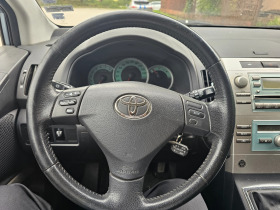 Toyota Corolla verso, снимка 17