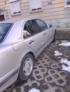 Mercedes-Benz E 200 | Mobile.bg    4