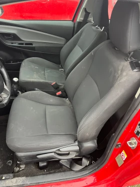 Toyota Yaris 1.0 Euro 6, снимка 9