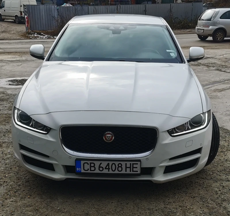 Jaguar XE 2.2D, снимка 2 - Автомобили и джипове - 48065018