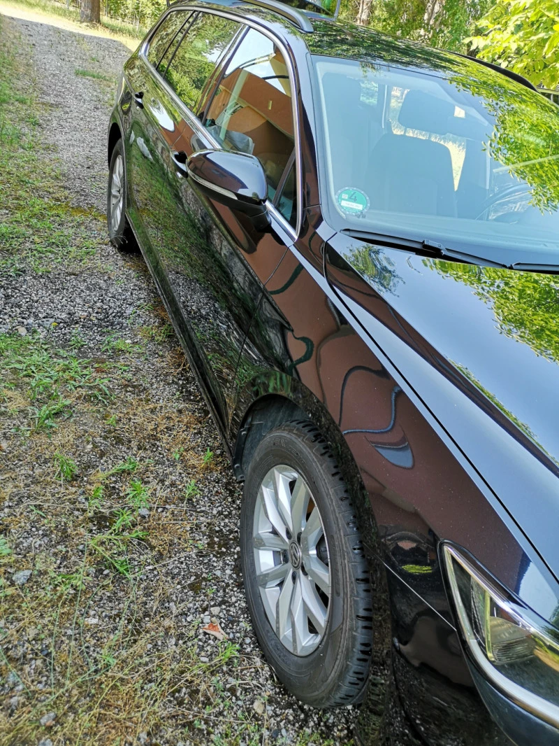 VW Passat Variant, снимка 2 - Автомобили и джипове - 47031716