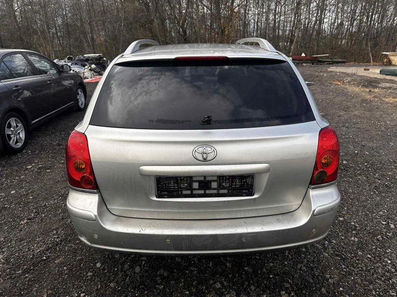 Toyota Avensis 2.2 D-Cat 177к.с 2005г НА ЧАСТИ, снимка 3 - Автомобили и джипове - 52557099