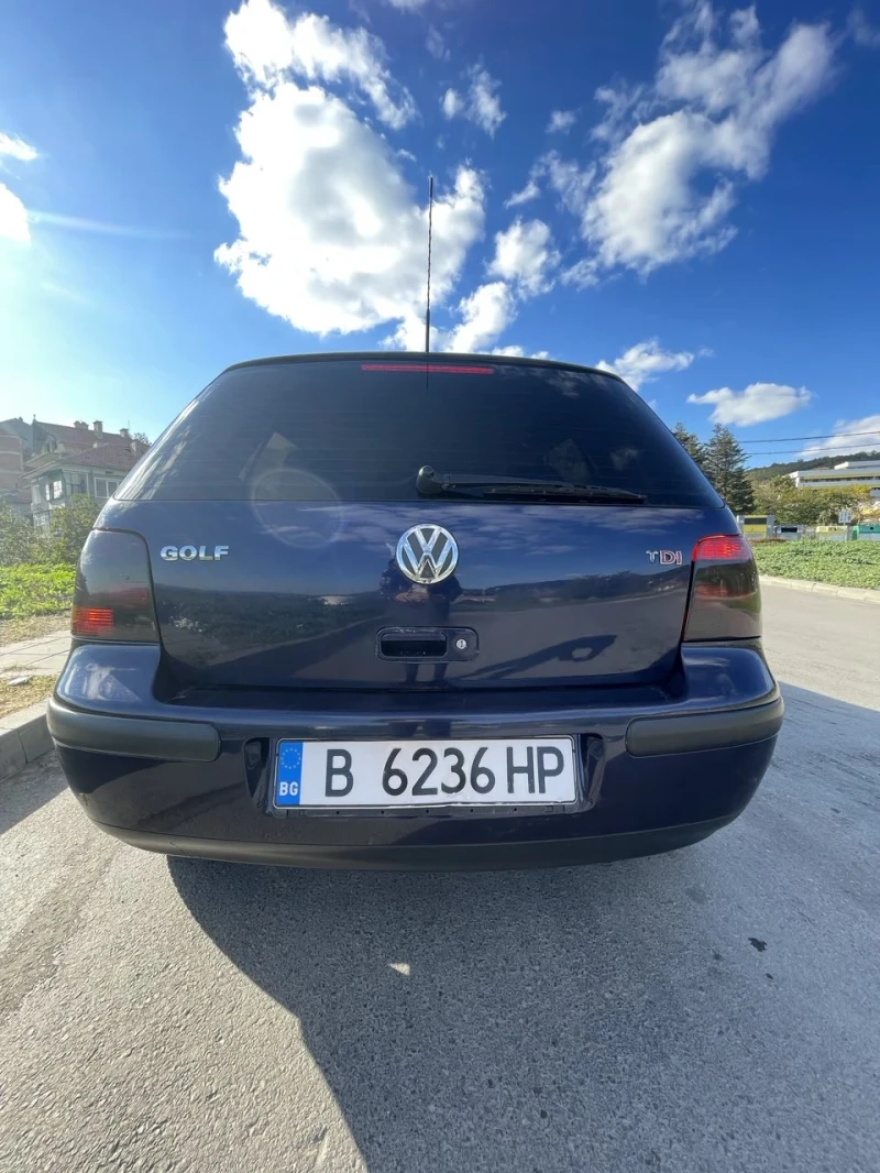 VW Golf, снимка 3 - Автомобили и джипове - 47646217