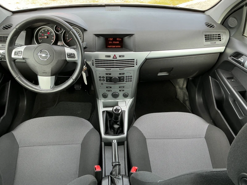 Opel Astra 1.6 I, снимка 12 - Автомобили и джипове - 48141012