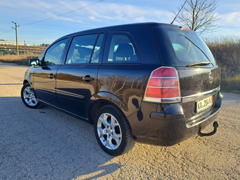 Opel Zafira 1.9CDTI, снимка 4 - Автомобили и джипове - 48885109