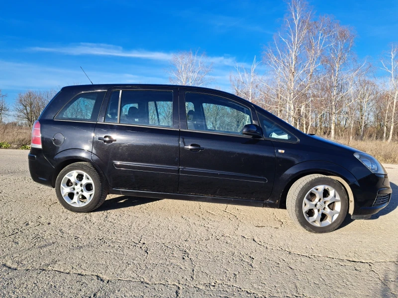 Opel Zafira 1.9CDTI, снимка 2 - Автомобили и джипове - 48885109