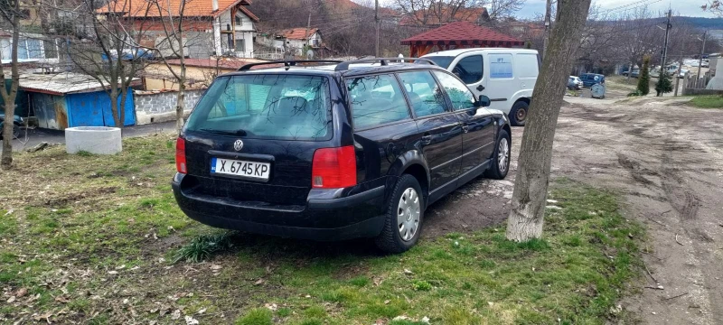 VW Passat, снимка 4 - Автомобили и джипове - 49346844