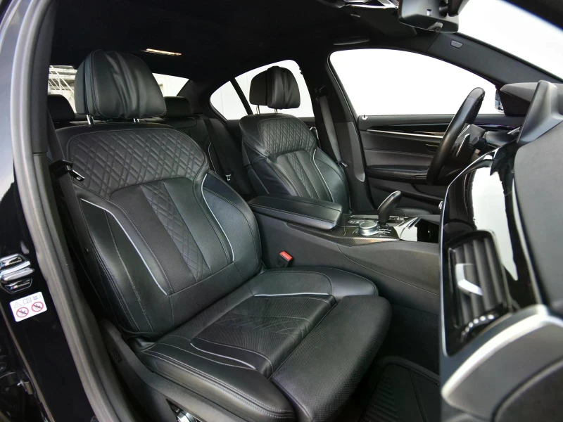 BMW 540 xDrive 320 к.с. LED Keyless VIRTUAL Обдухване, снимка 9 - Автомобили и джипове - 50366363