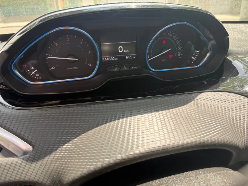 Peugeot 2008 1.6 DIESEL AUSTRIA, снимка 7 - Автомобили и джипове - 51118238