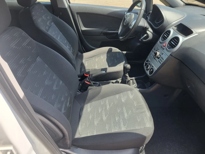 Opel Corsa 1.2i-euro5a, снимка 8 - Автомобили и джипове - 52299643