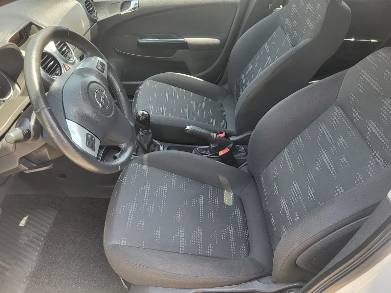 Opel Corsa 1.2i-euro5a, снимка 15 - Автомобили и джипове - 52299643