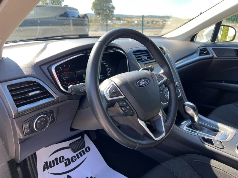 Ford Mondeo 2.0 TDCI * Key Less* Leane Assist* , снимка 8 - Автомобили и джипове - 51535477