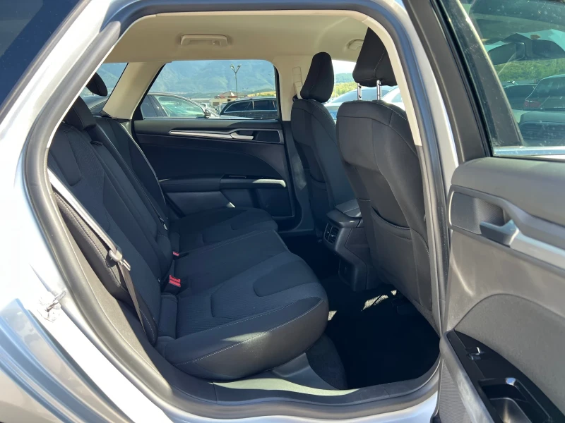 Ford Mondeo 2.0 TDCI * Key Less* Leane Assist* , снимка 15 - Автомобили и джипове - 51535477