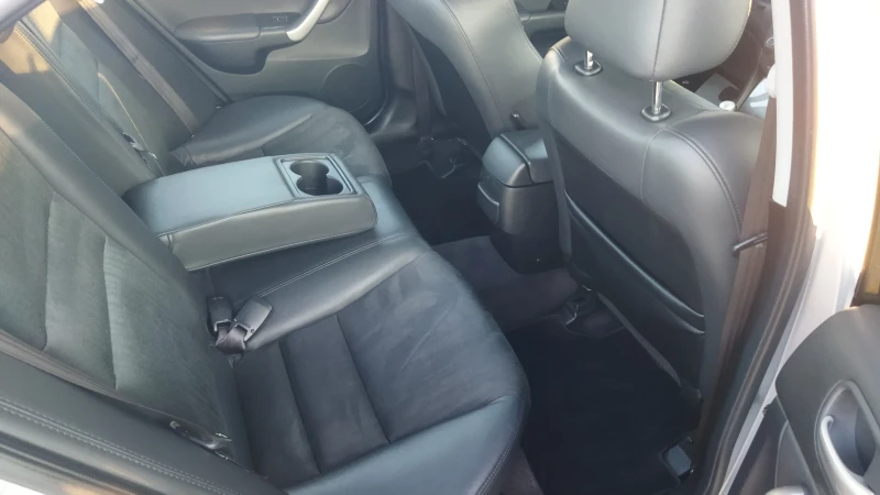 Honda Accord 2.4i   TYPE S  Швейцария, снимка 10 - Автомобили и джипове - 51831855