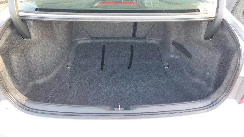 Honda Accord 2.4i   TYPE S  Швейцария, снимка 13 - Автомобили и джипове - 51831855