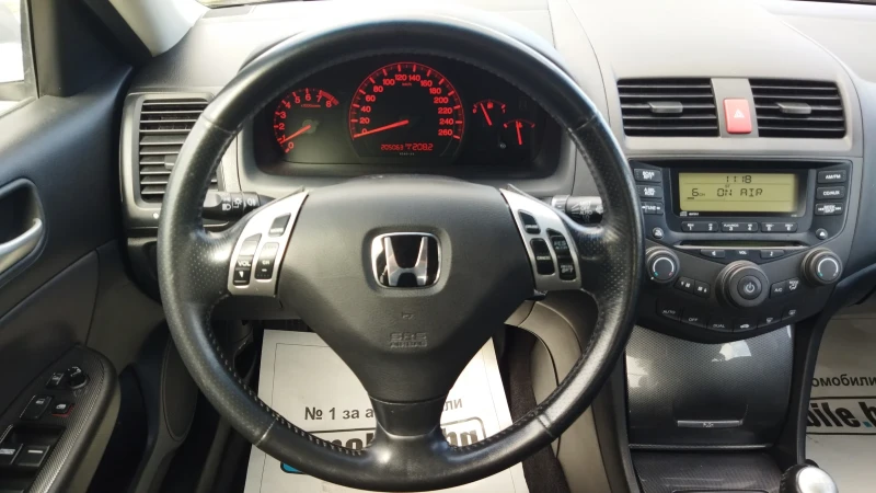 Honda Accord 2.4i   TYPE S  Швейцария, снимка 8 - Автомобили и джипове - 51831855