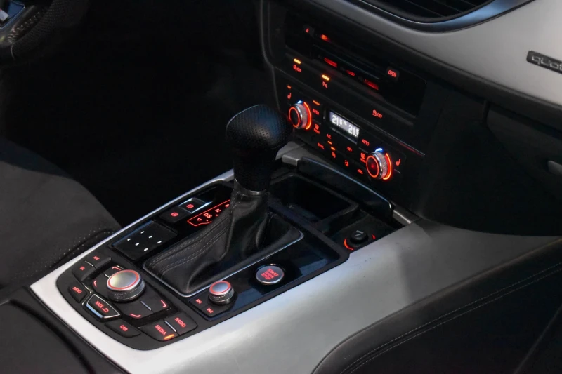 Audi A6 R/S pack , снимка 7 - Автомобили и джипове - 52647270