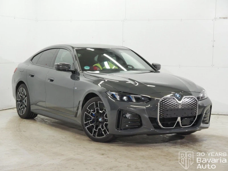 BMW i4 40 xDrive M Sport Paket, снимка 4 - Автомобили и джипове - 52835440