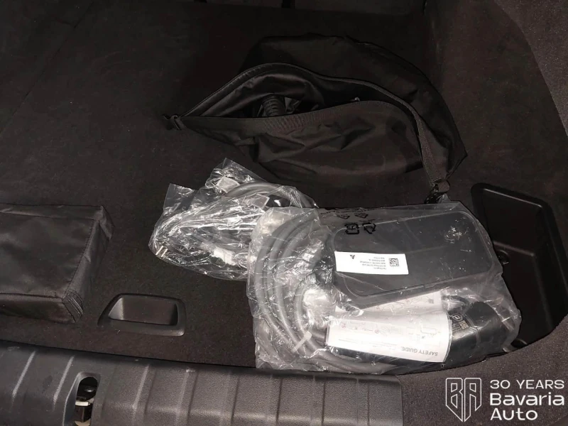 BMW i4 40 xDrive M Sport Paket, снимка 14 - Автомобили и джипове - 52835440