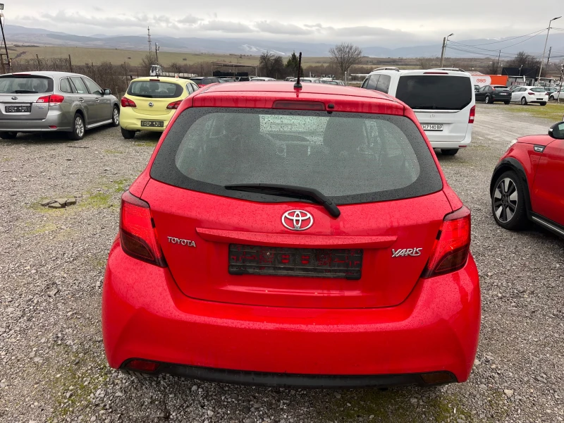 Toyota Yaris 1.0 Euro 6, снимка 5 - Автомобили и джипове - 53275604