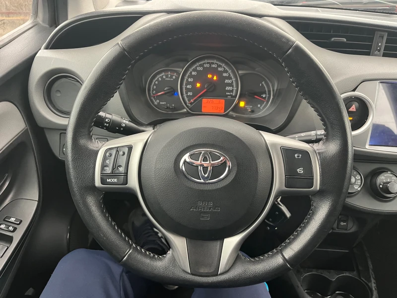 Toyota Yaris 1.0 Euro 6, снимка 13 - Автомобили и джипове - 53275604