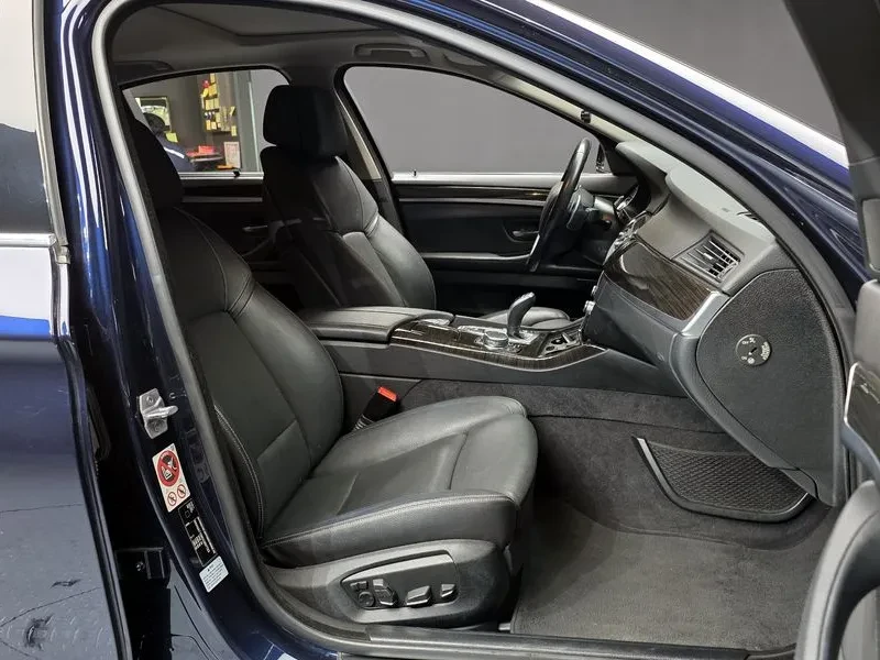 BMW 528 I xDrive Luxury Plus, снимка 10 - Автомобили и джипове - 53705513