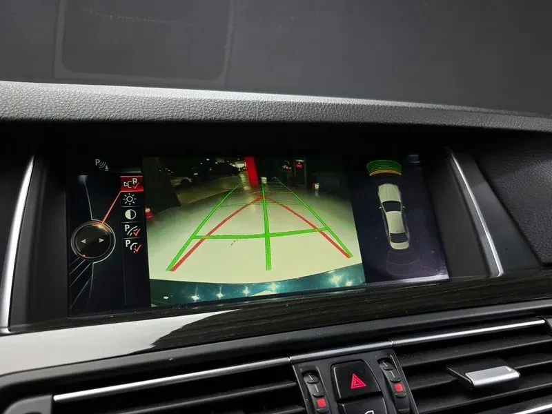 BMW 528 I xDrive Luxury Plus, снимка 15 - Автомобили и джипове - 53705513