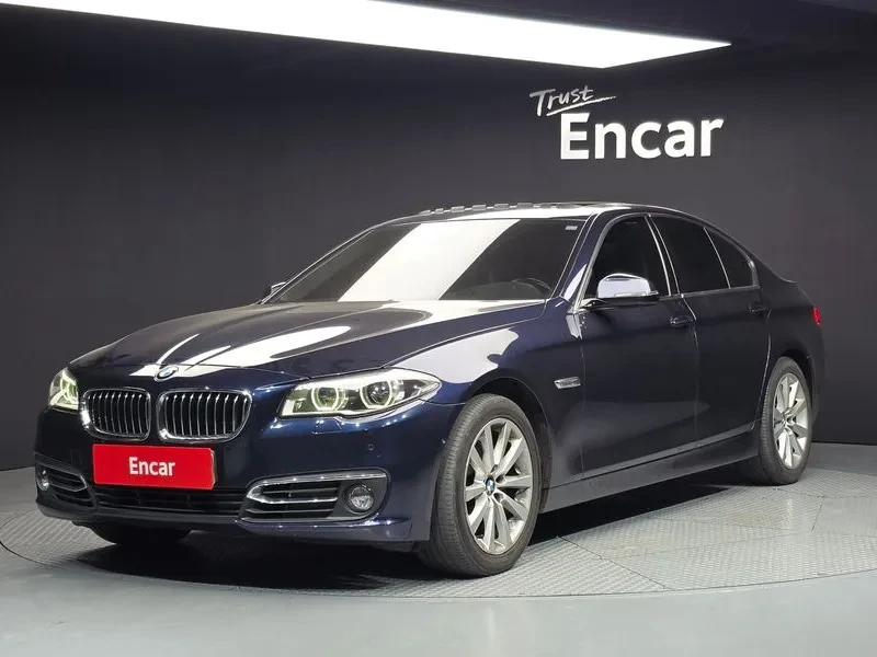 BMW 528 I xDrive Luxury Plus